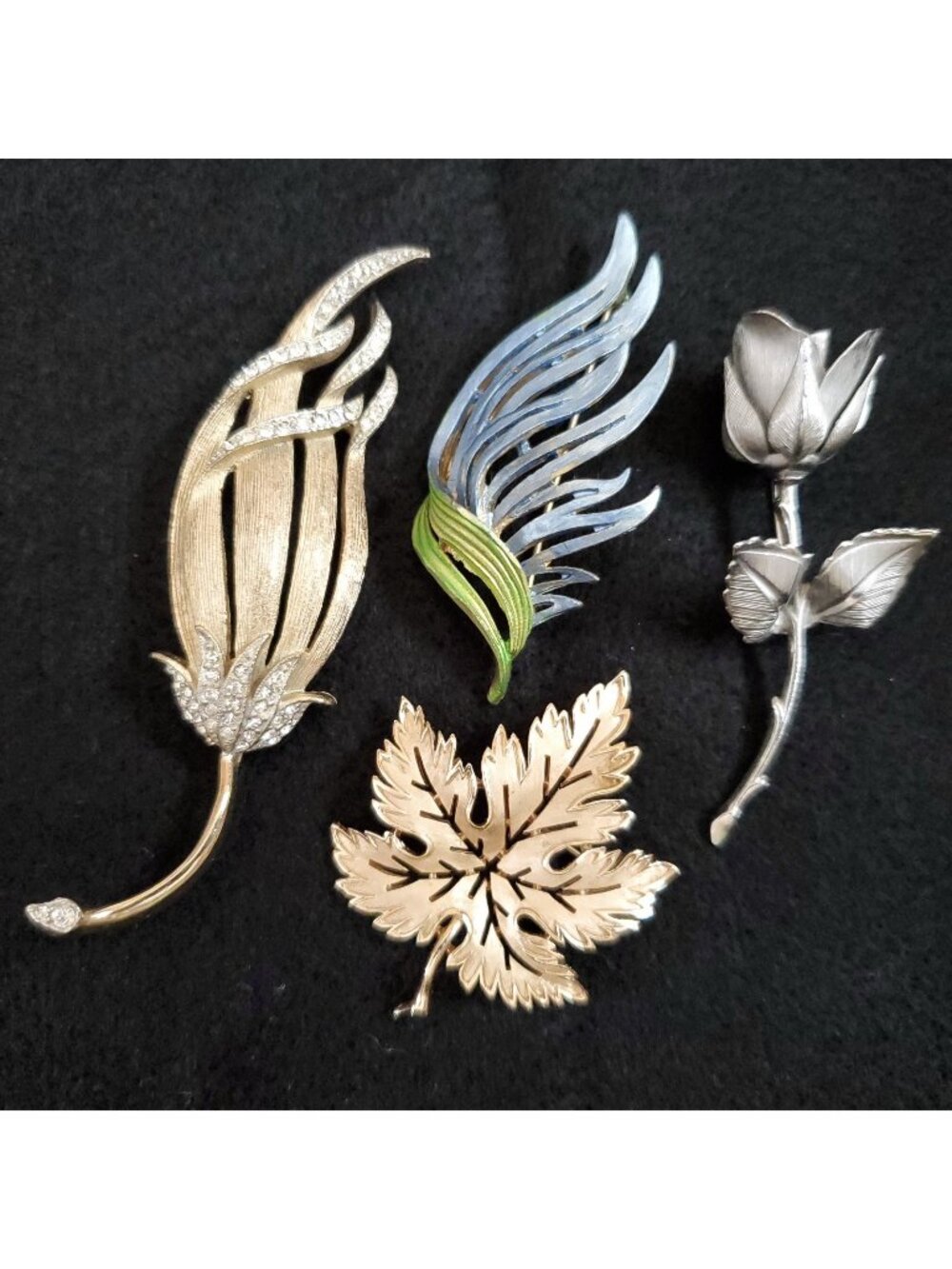 Vintage Brooch Lot Of 4 Gold Silver Tone Trifari Leaf BSK Giovanni Rose